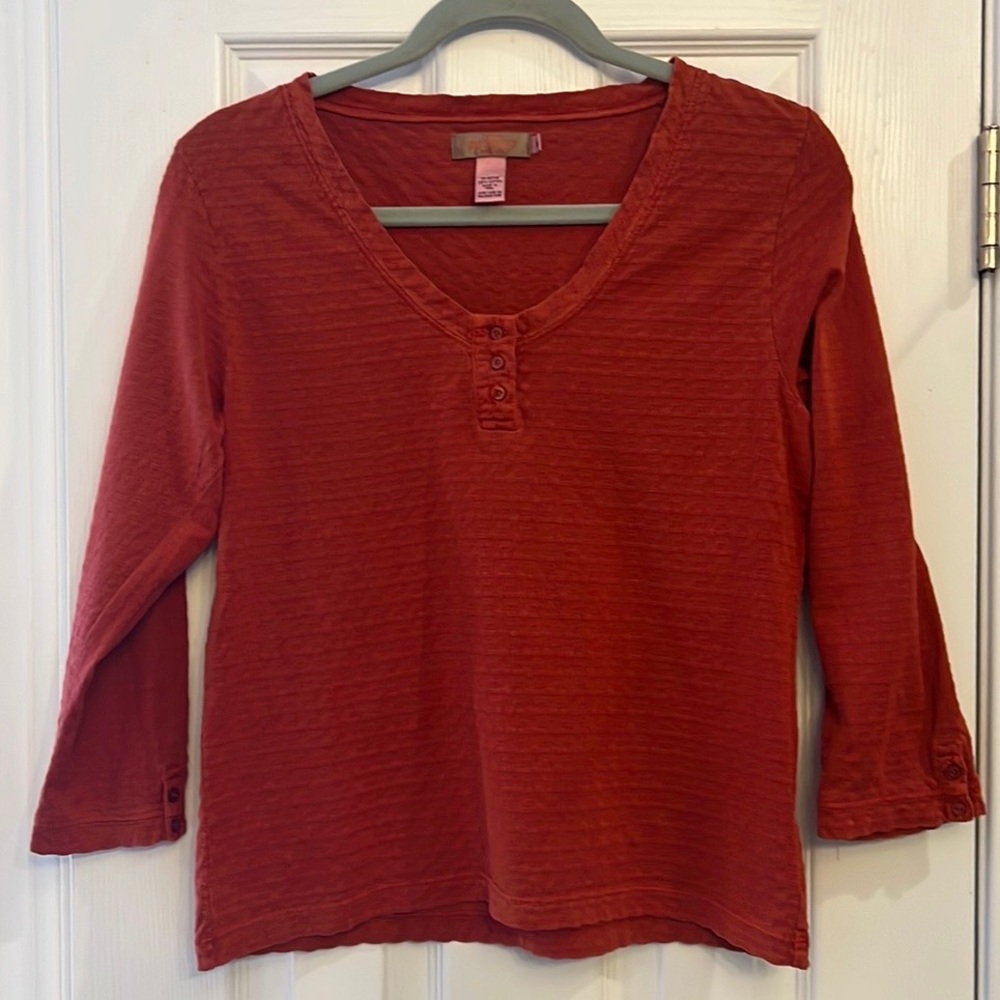 Rust color textured 3/4 sleeve shirt